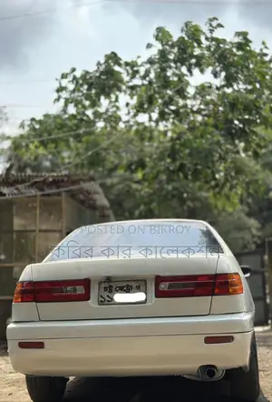 টয়োটা করোনা প্রিমিও ২০০১