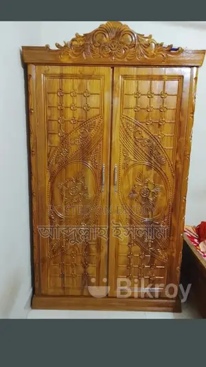 সেগুন কাঠের আলমারি বিক্রি করা হবে