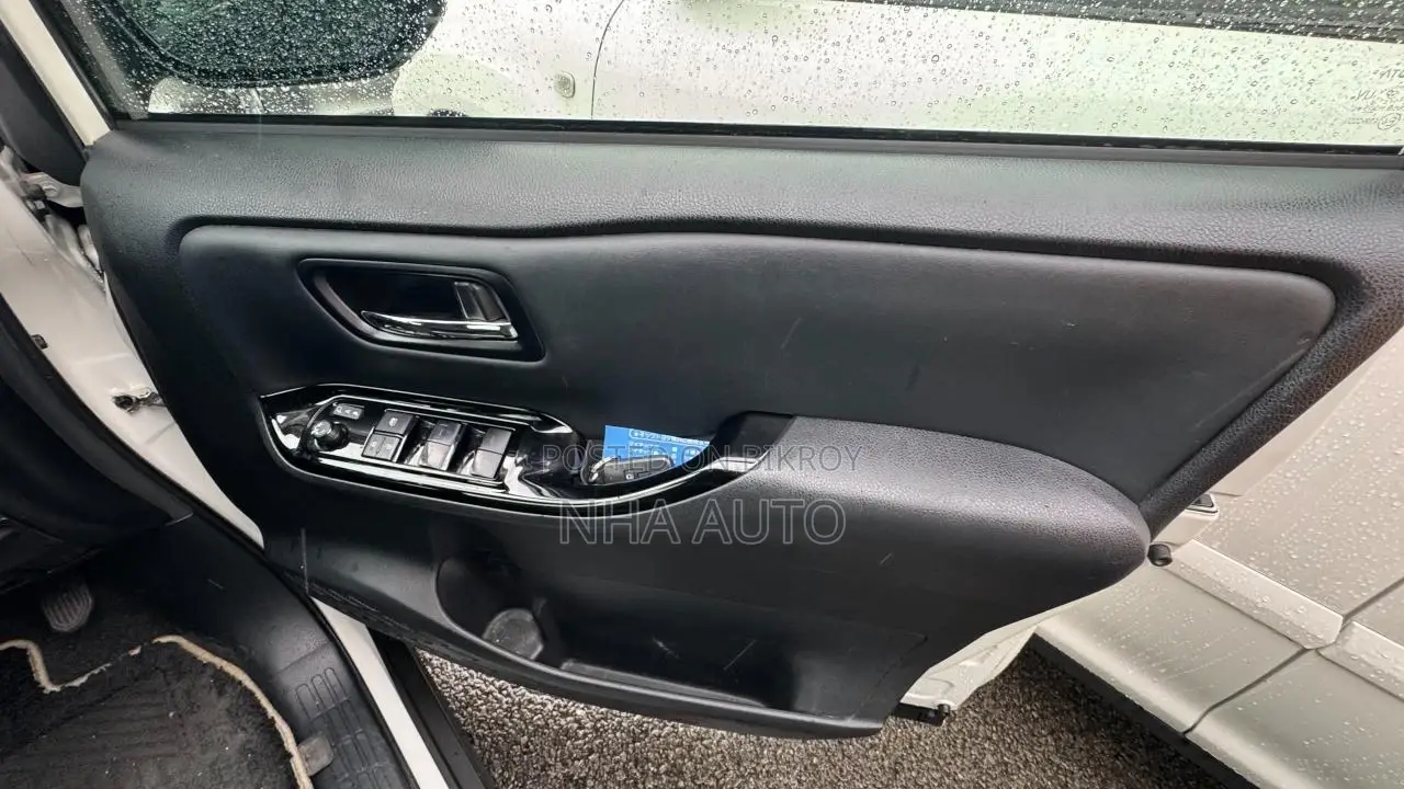 Toyota Voxy Kirameki 2021