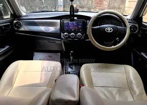Toyota Axio X LPG 2015