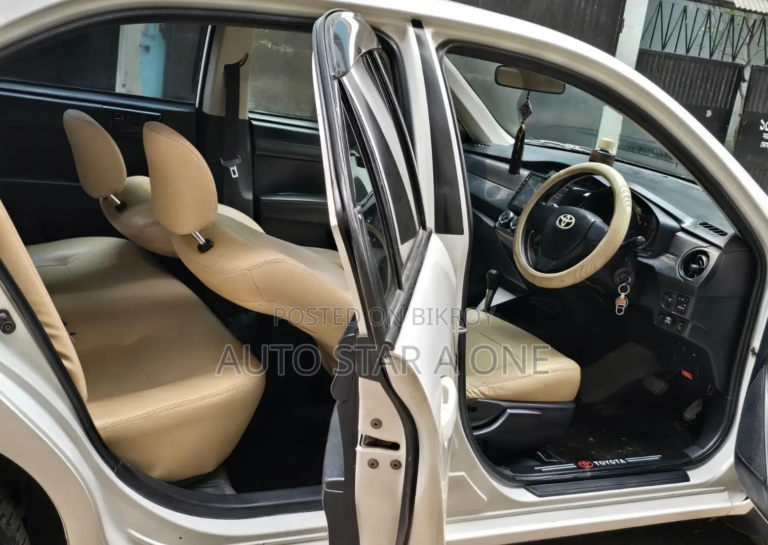 Toyota Axio X LPG 2015