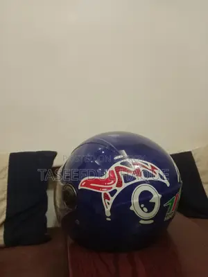 হেলমেট প্রায় নতুন