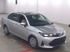Toyota Axio HYBRID 2023