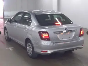Toyota Axio HYBRID 2023