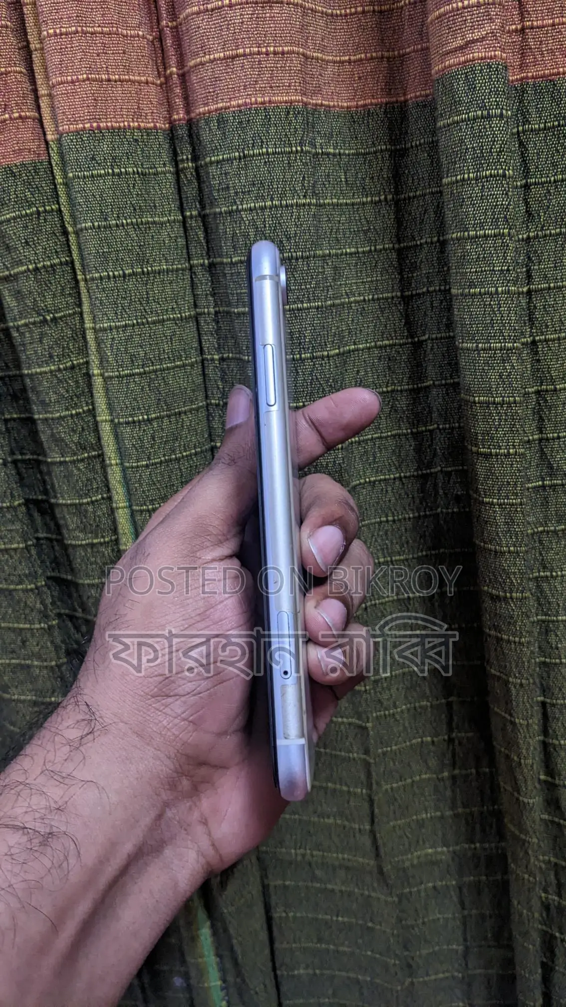 Apple iPhone XR (Used)