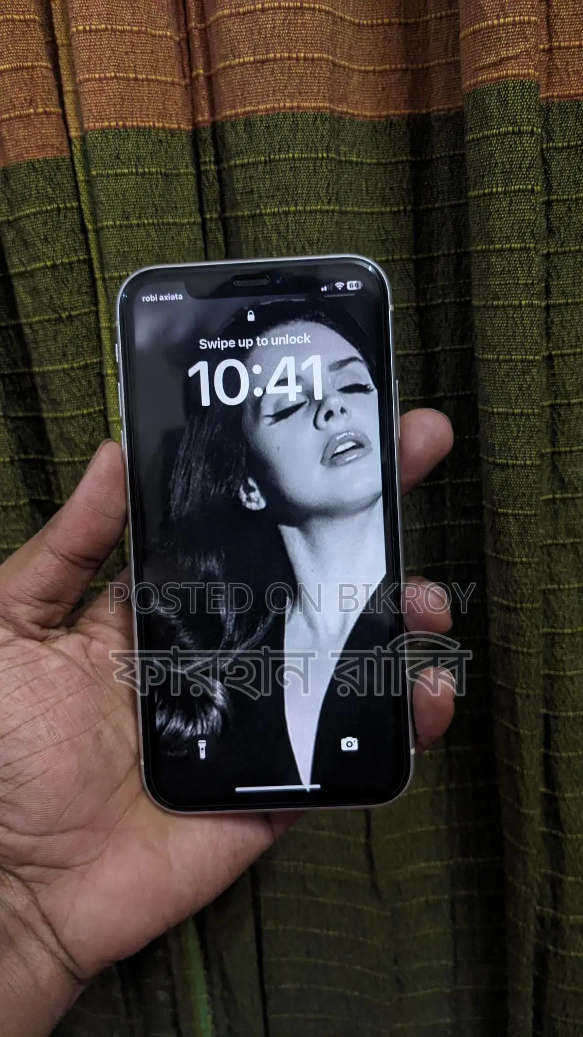 Apple iPhone XR (Used)