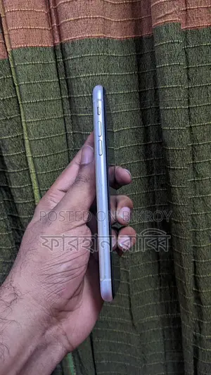 Apple iPhone XR (Used)