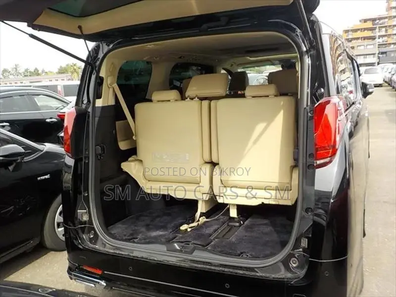 Toyota Alphard Executive Lounge 2020