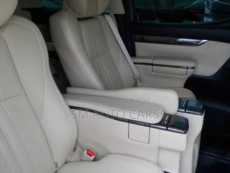 Toyota Alphard Executive Lounge 2020