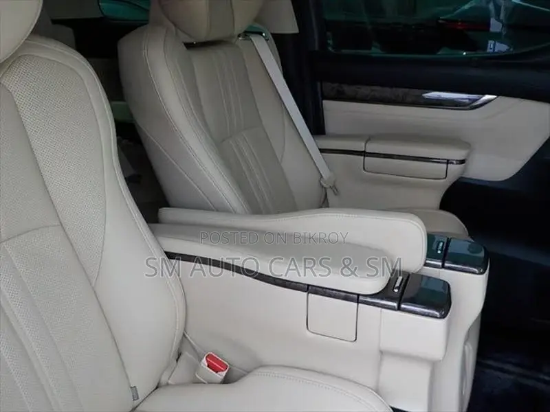 Toyota Alphard Executive Lounge 2020