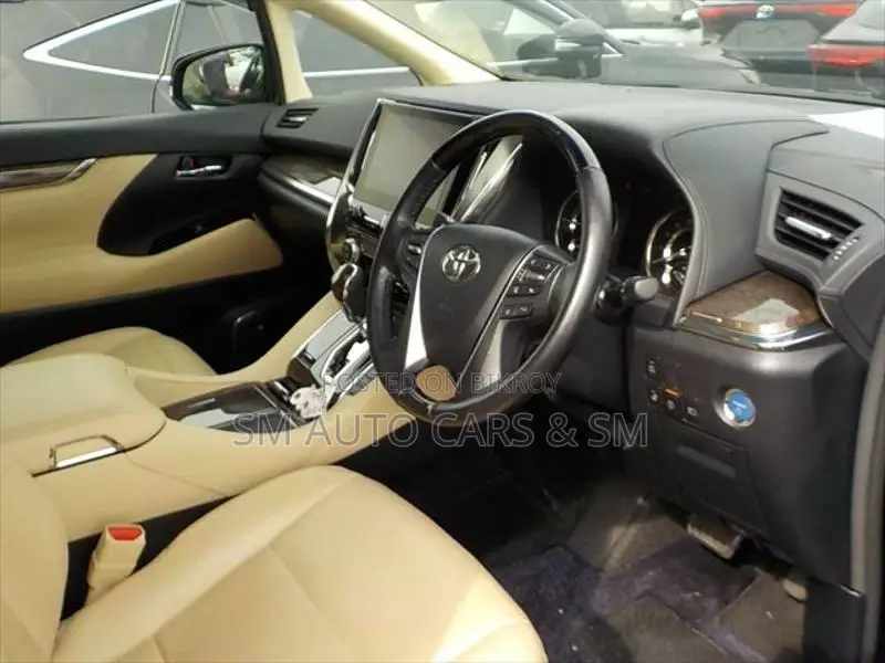 Toyota Alphard Executive Lounge 2020