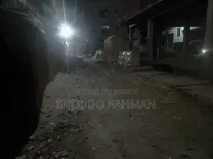 ৫.৫ শতাংশ জমি বিক্রি হবে। মেইন রাস্তার একটু পাশে নতুল্লাবাদ আগে।