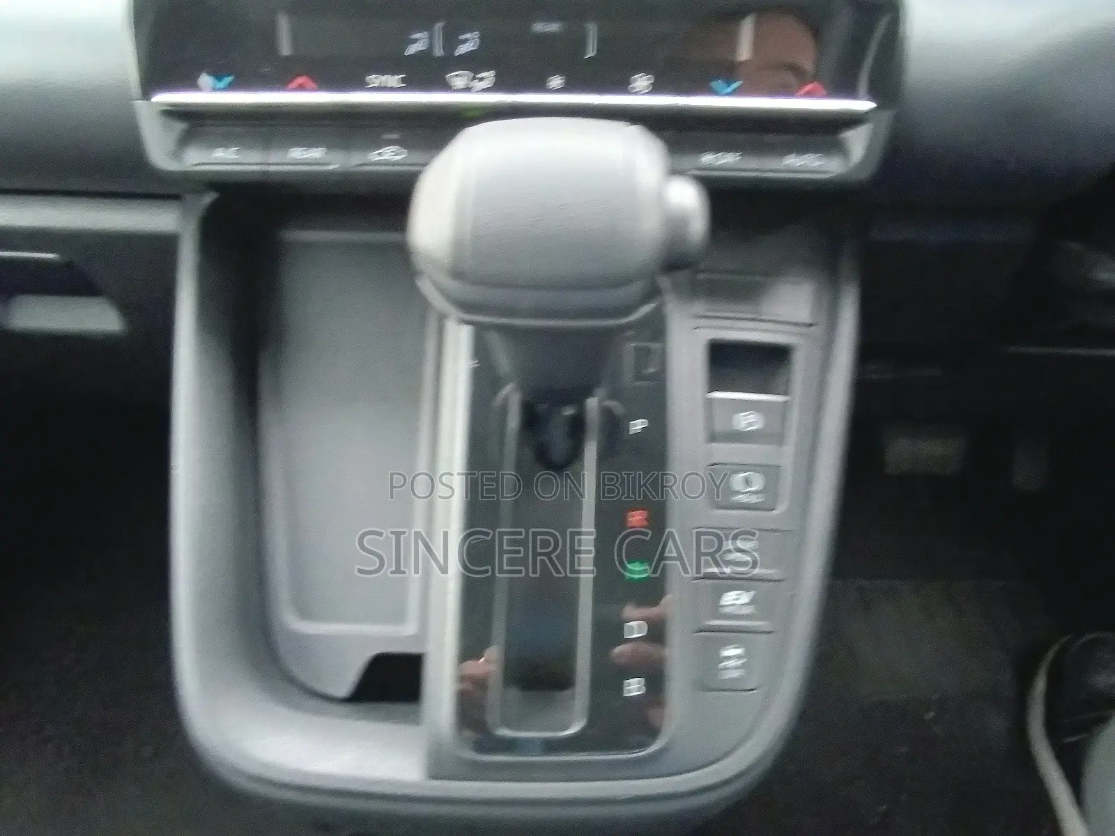 Toyota Noah X HYB PUSH 1DR PWR 2022