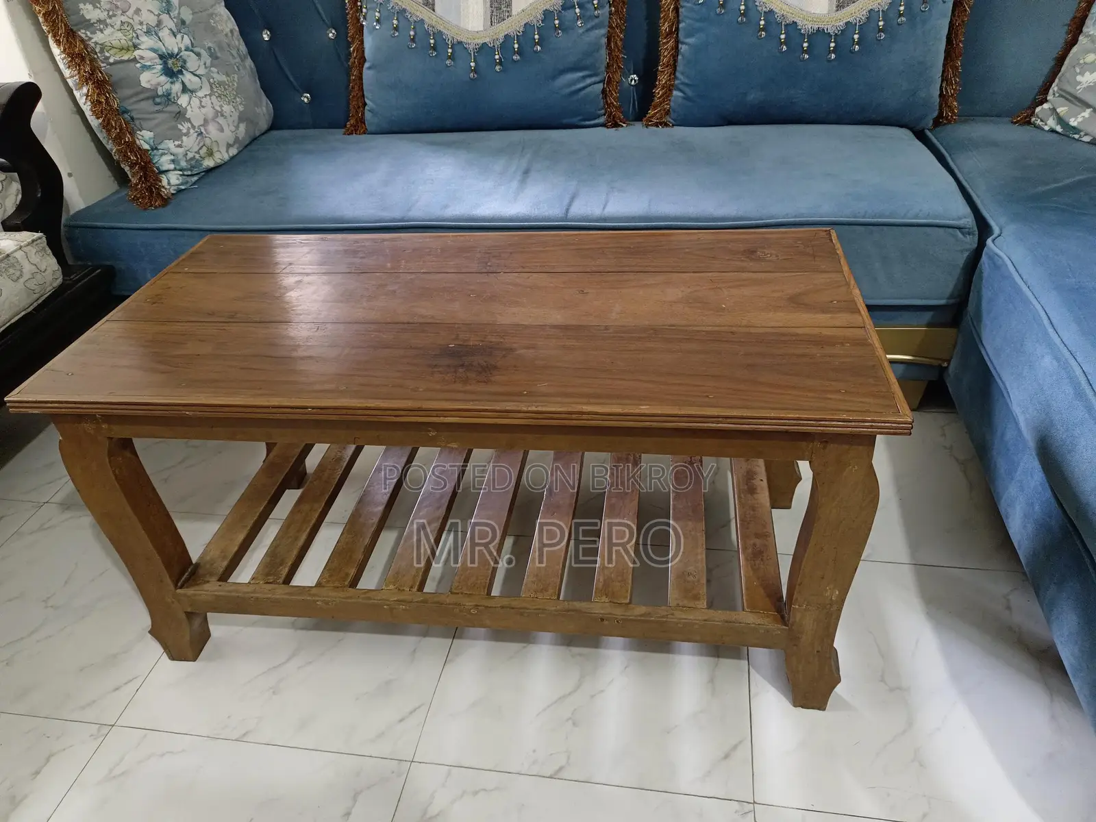 Sofa Set With Tea Table