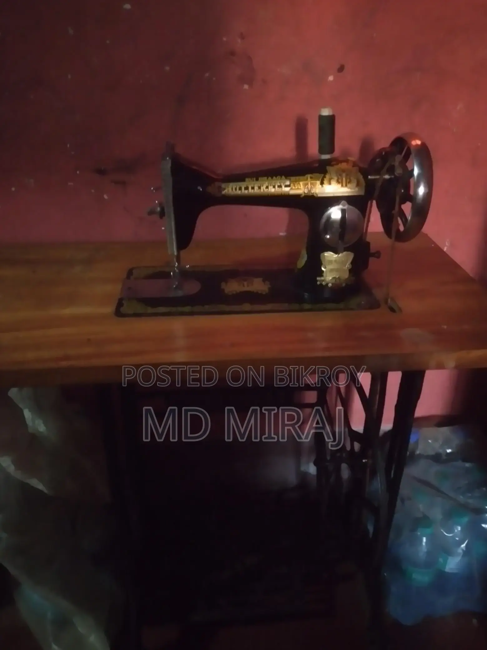 A new condition sewing machine will be sold