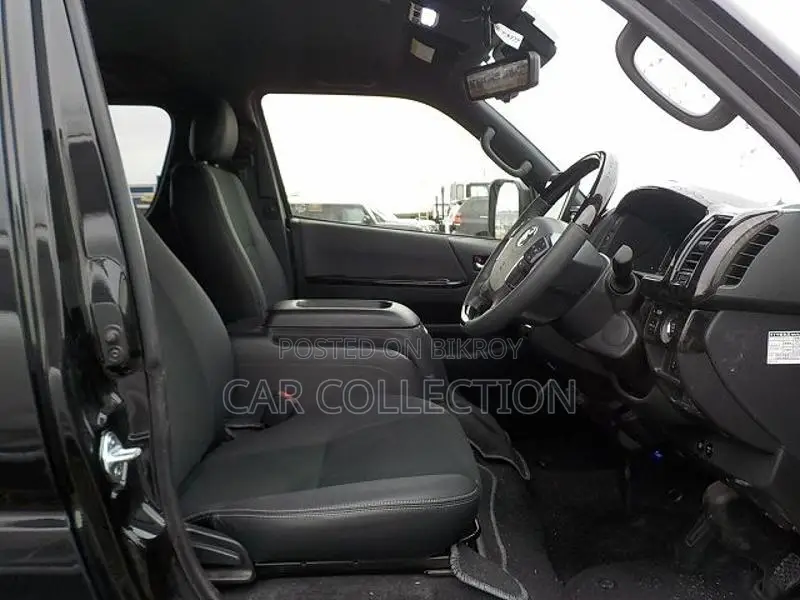 Toyota Hiace Super GL 2020