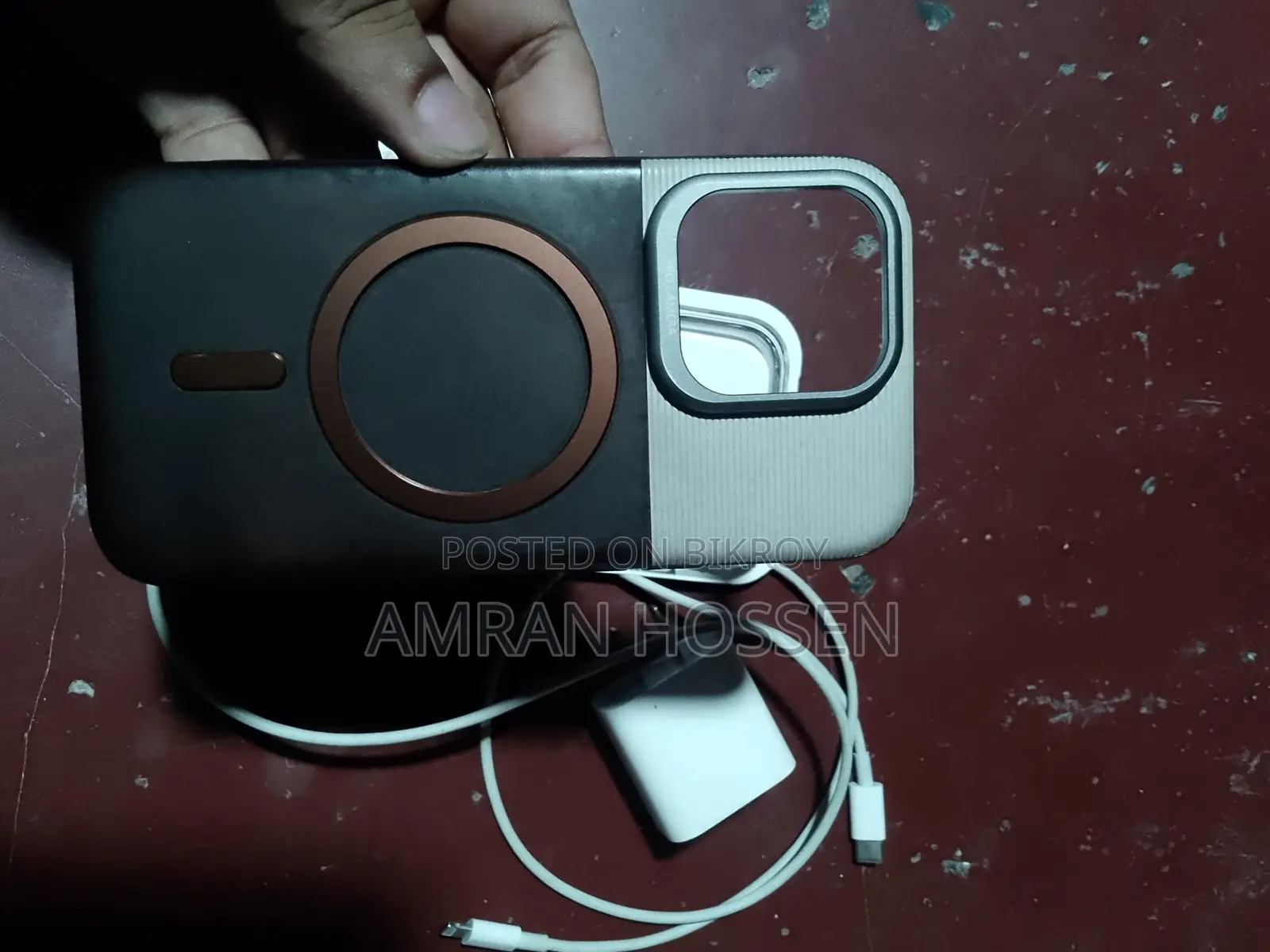 iPhone 14 Pro 2pc MagSafe Cover and Charger