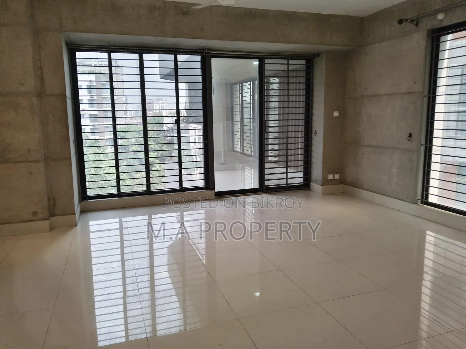 5200sqft Rent Apartment 5-Bed gym,swimming Gulshan North