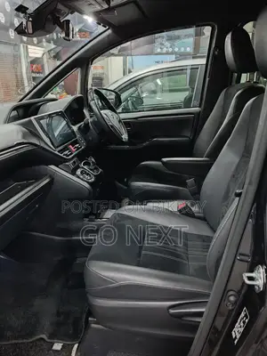 Toyota Esquire GI PREMIUM 2020