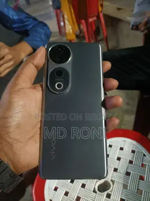 Vivo T3 5G Ultra 8/128 (Used)