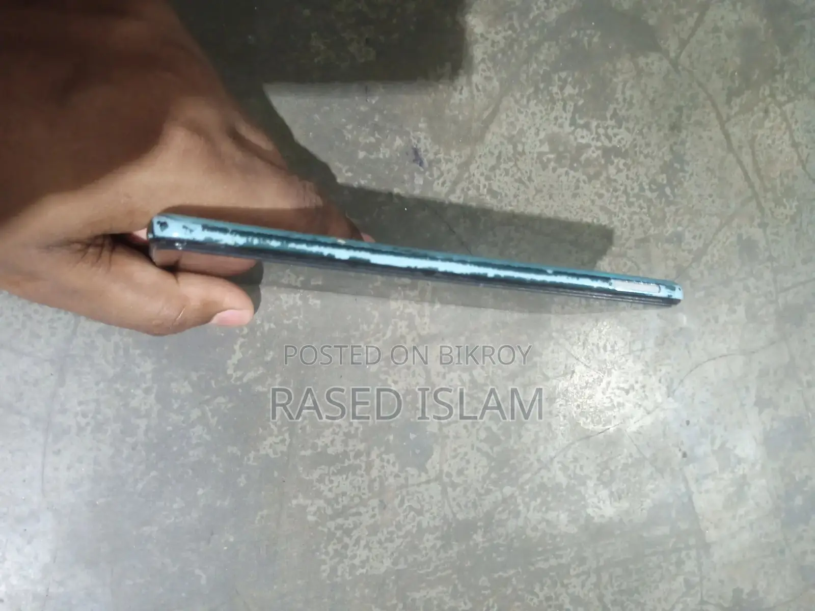 Samsung Galaxy A51 . (Used)