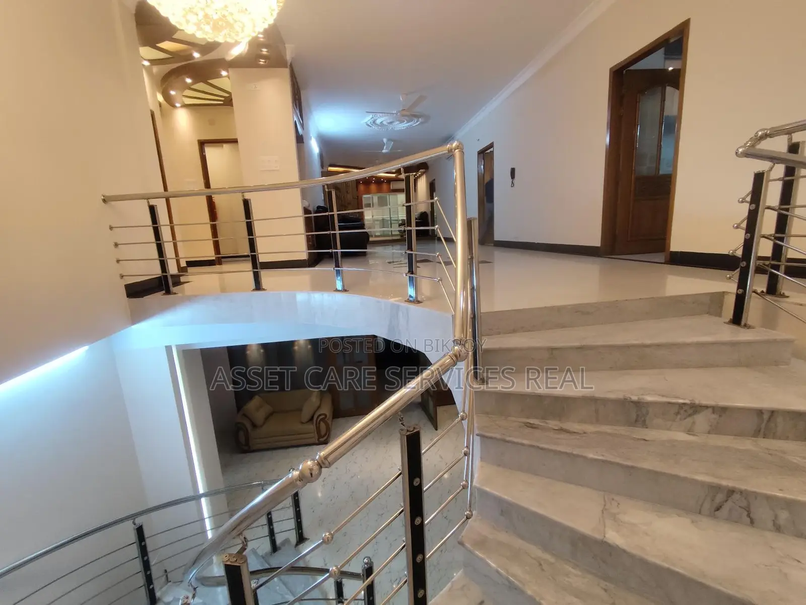 4500-Sqft Duplex Office Space for Rent in Baridhara Diplomatic Zone