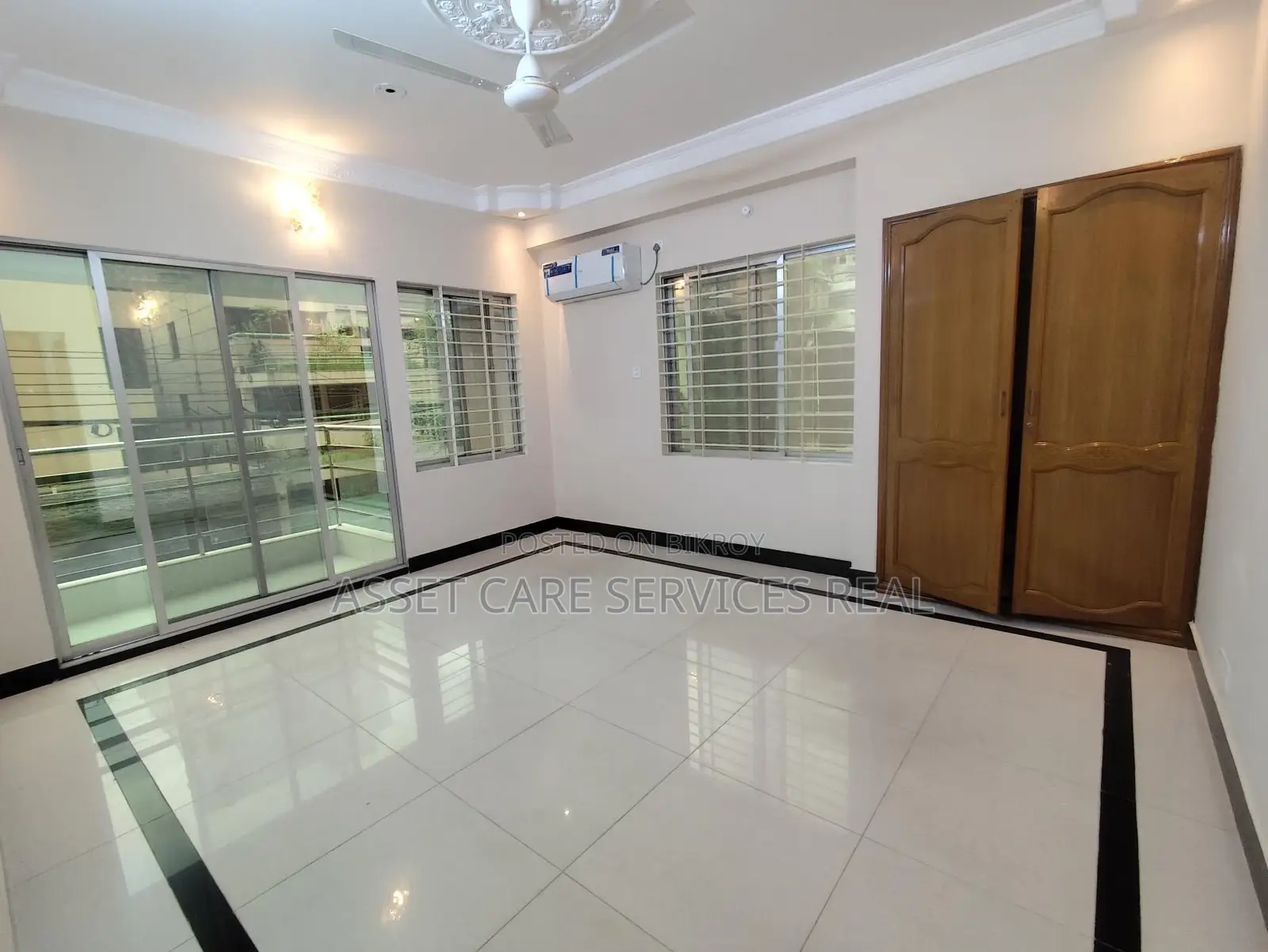 4500-Sqft Duplex Office Space for Rent in Baridhara Diplomatic Zone