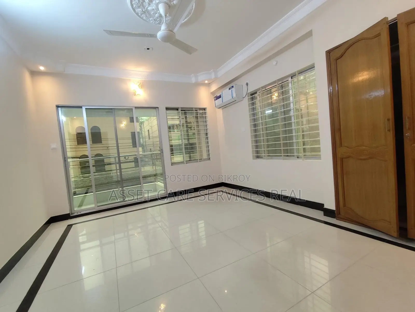 4500-Sqft Duplex Office Space for Rent in Baridhara Diplomatic Zone