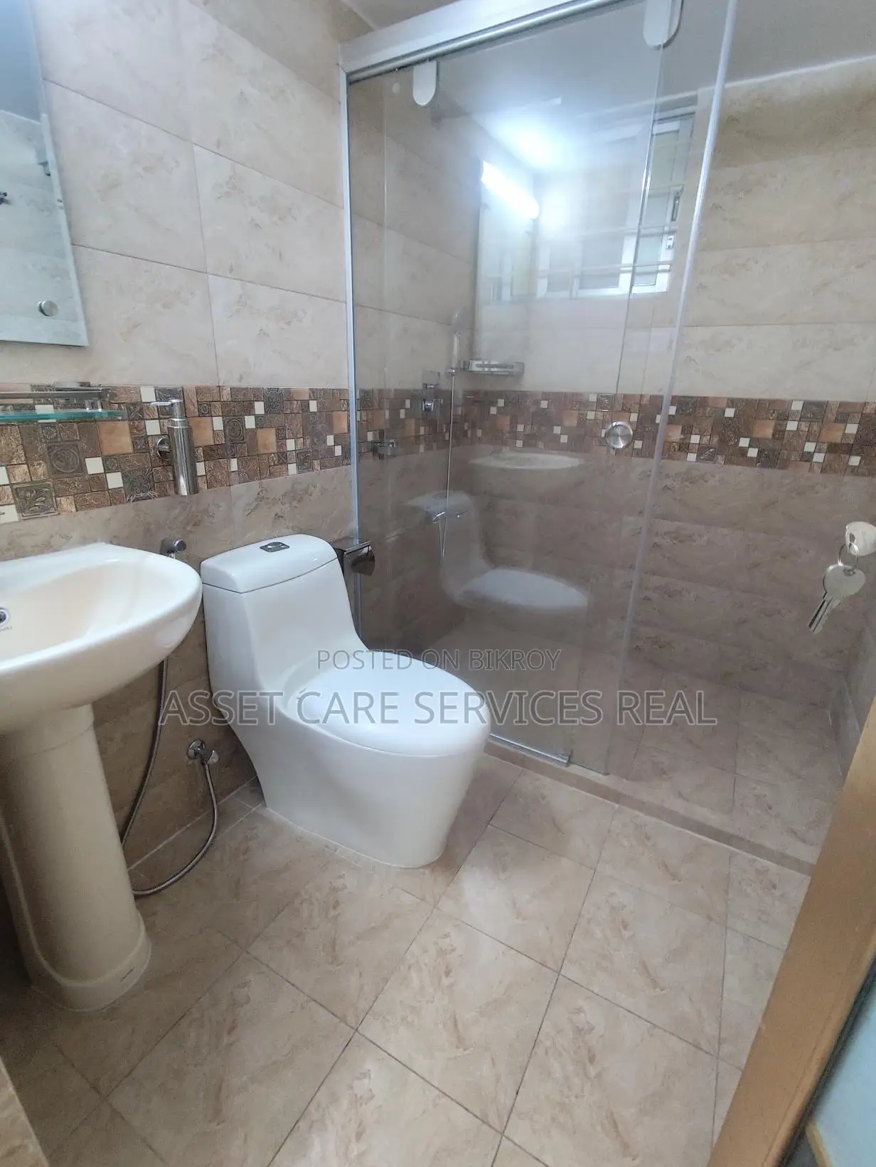4500-Sqft Duplex Office Space for Rent in Baridhara Diplomatic Zone