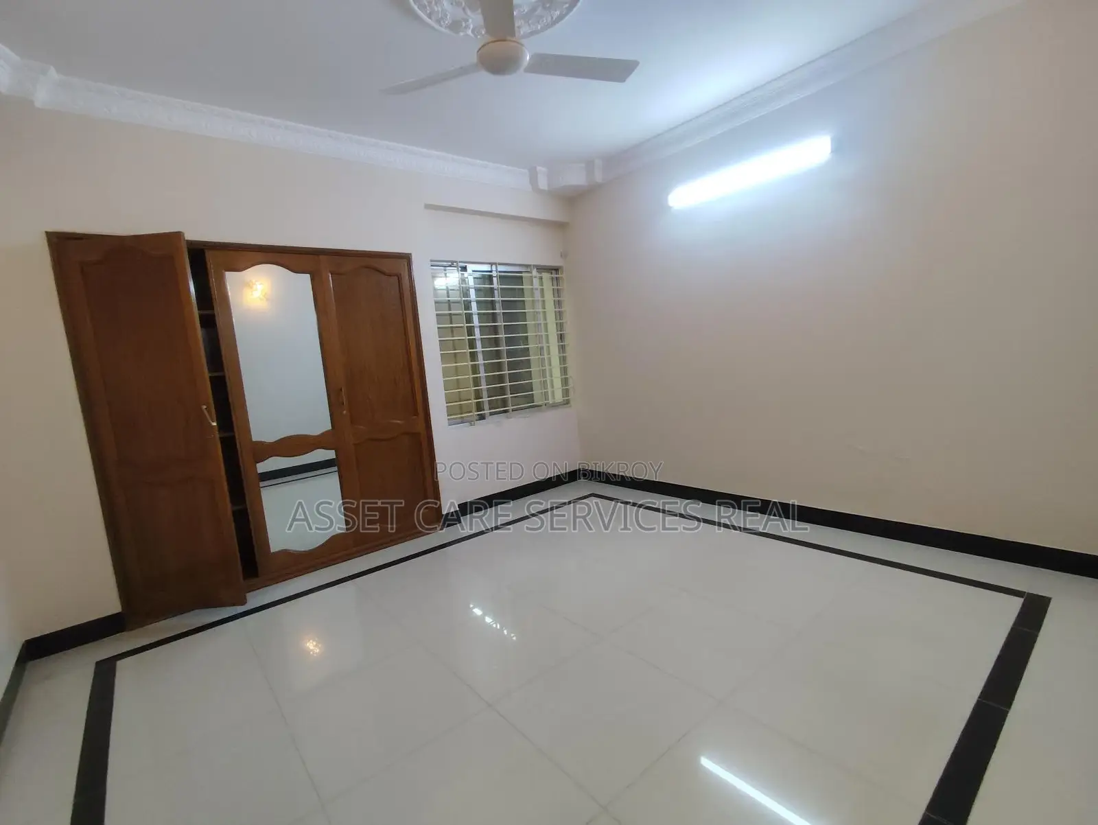 4500-Sqft Duplex Office Space for Rent in Baridhara Diplomatic Zone