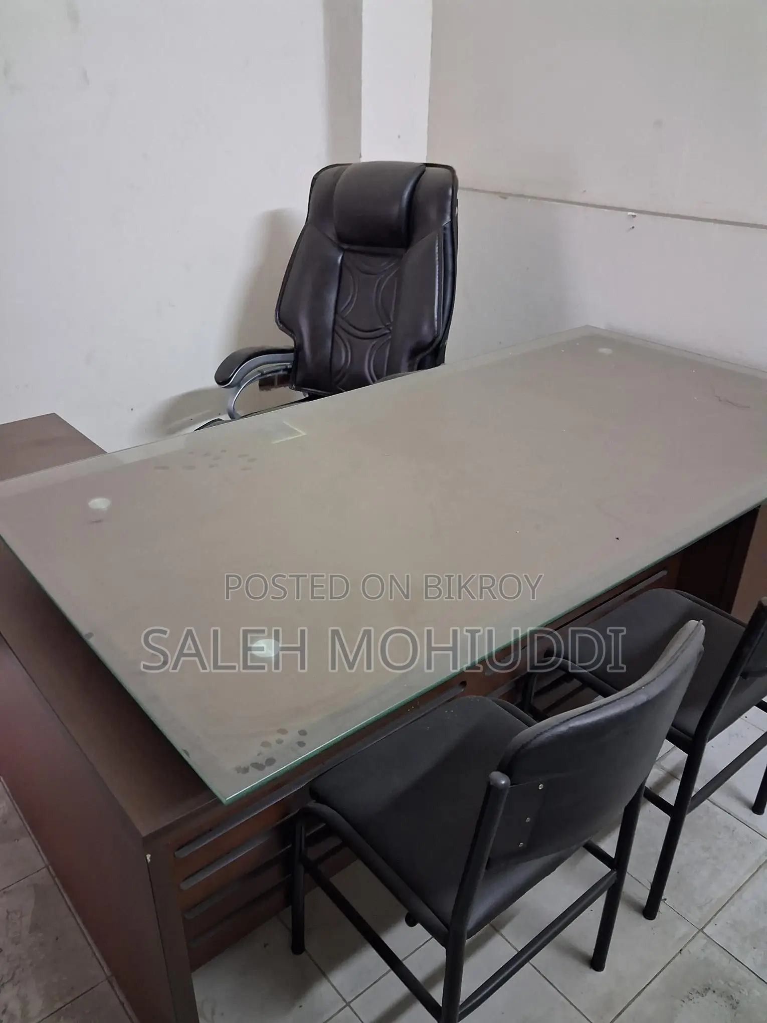 Chir, Table,
