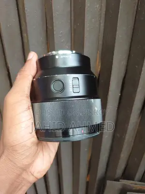 Sony 85mm 1.8