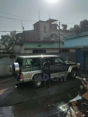 Nissan Patrol Safari 1996