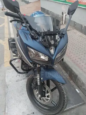 Yamaha Fazer FI-V2 2025