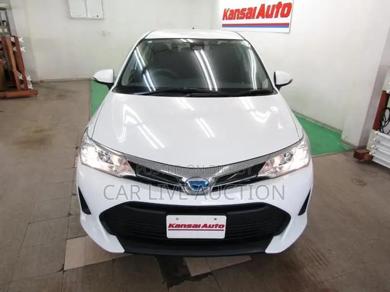 Toyota Fielder Hybrid EX 2021