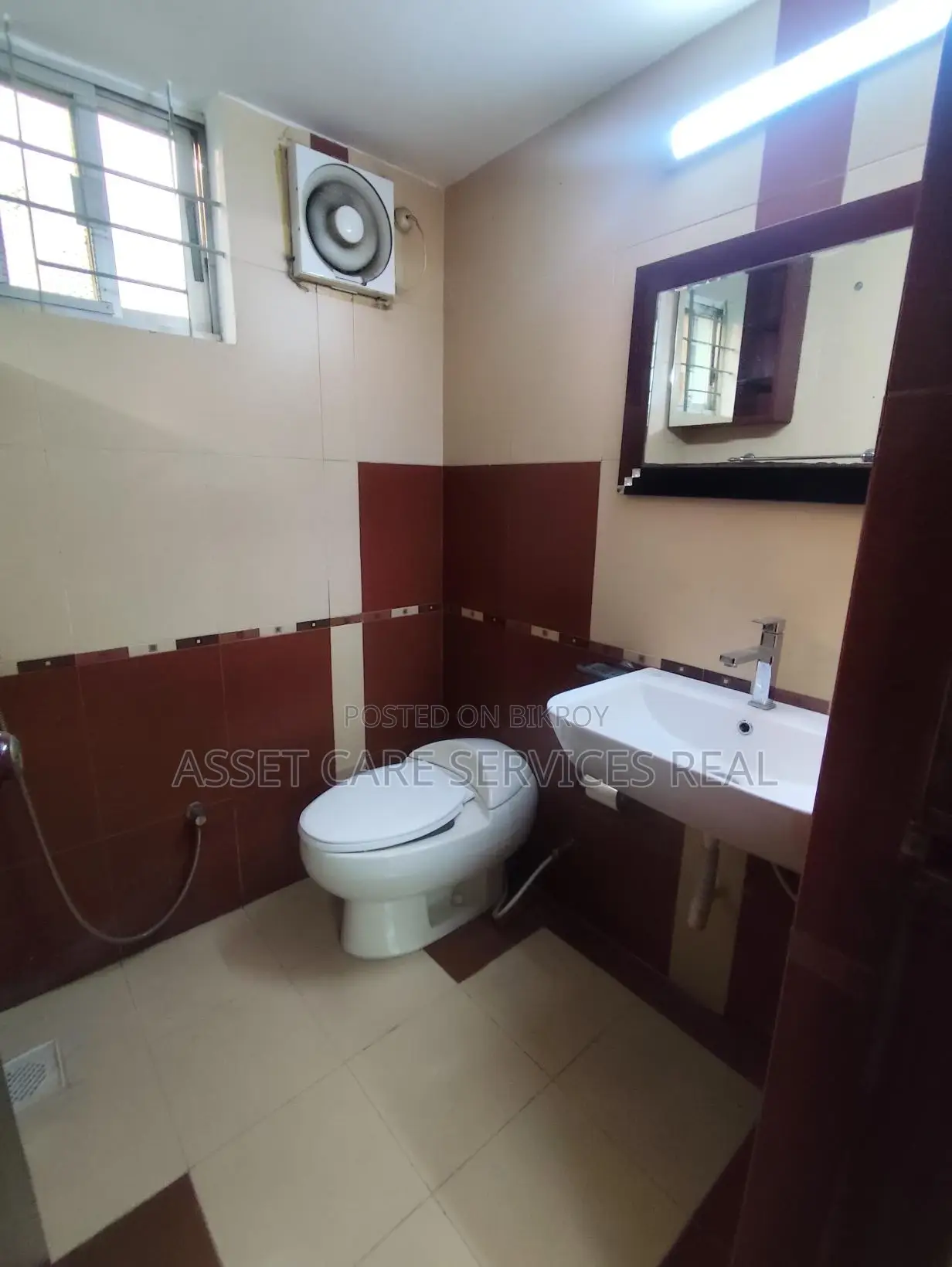 4Bed Semi-Furnished Apartment Rent Baridhara Diplomatic Zone