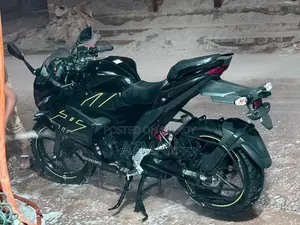 Suzuki Gixxer SF 2025