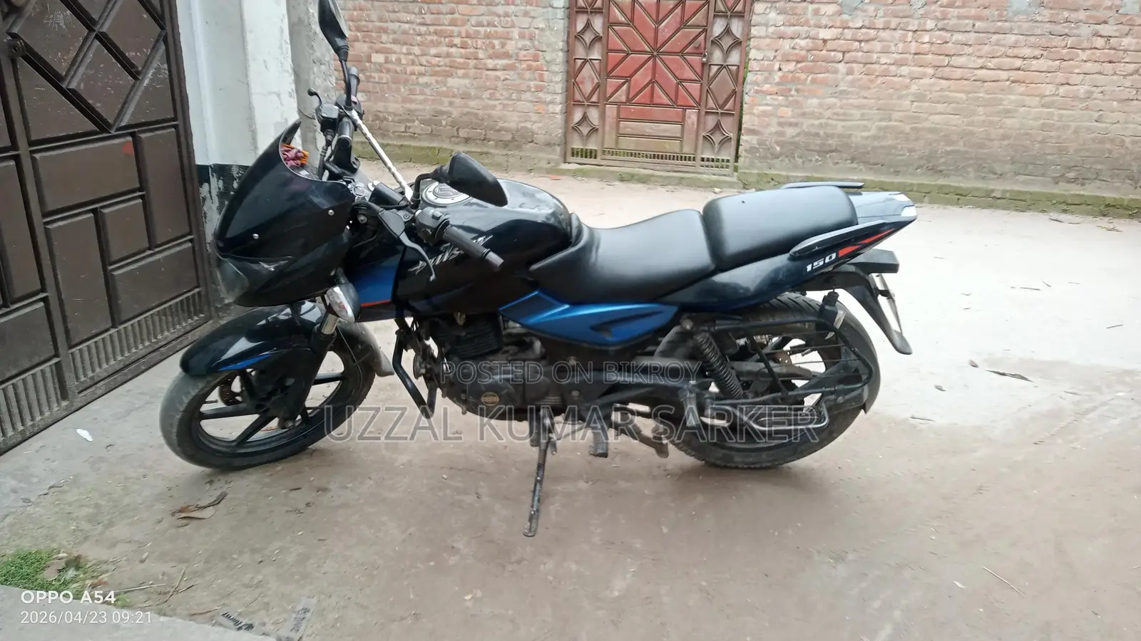Bajaj Pulsar 150 . 2018