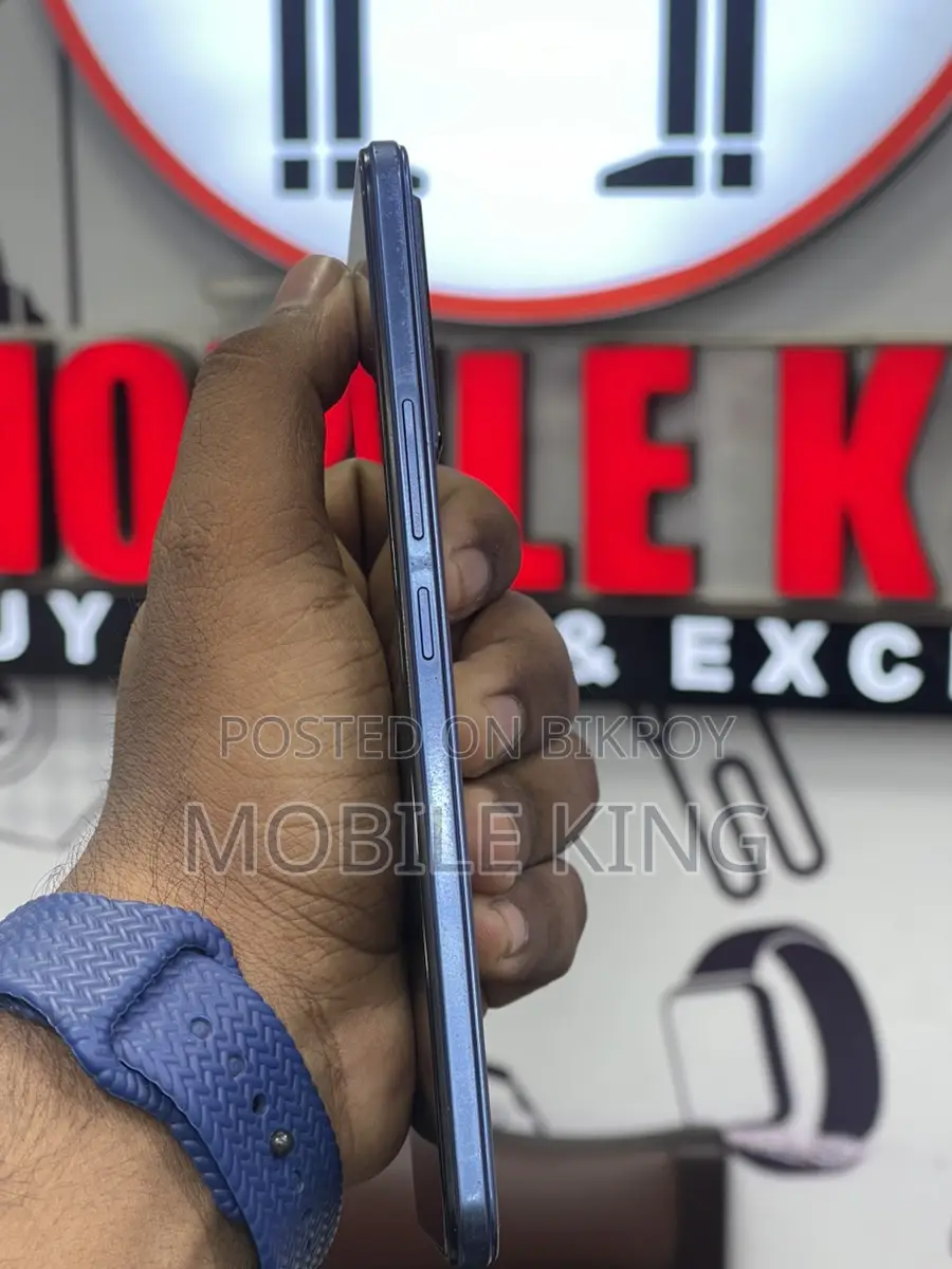 Vivo V23e (8-128) (Used)