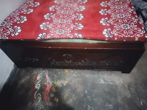মালোশিয়ান উড খাট এর খাঠ