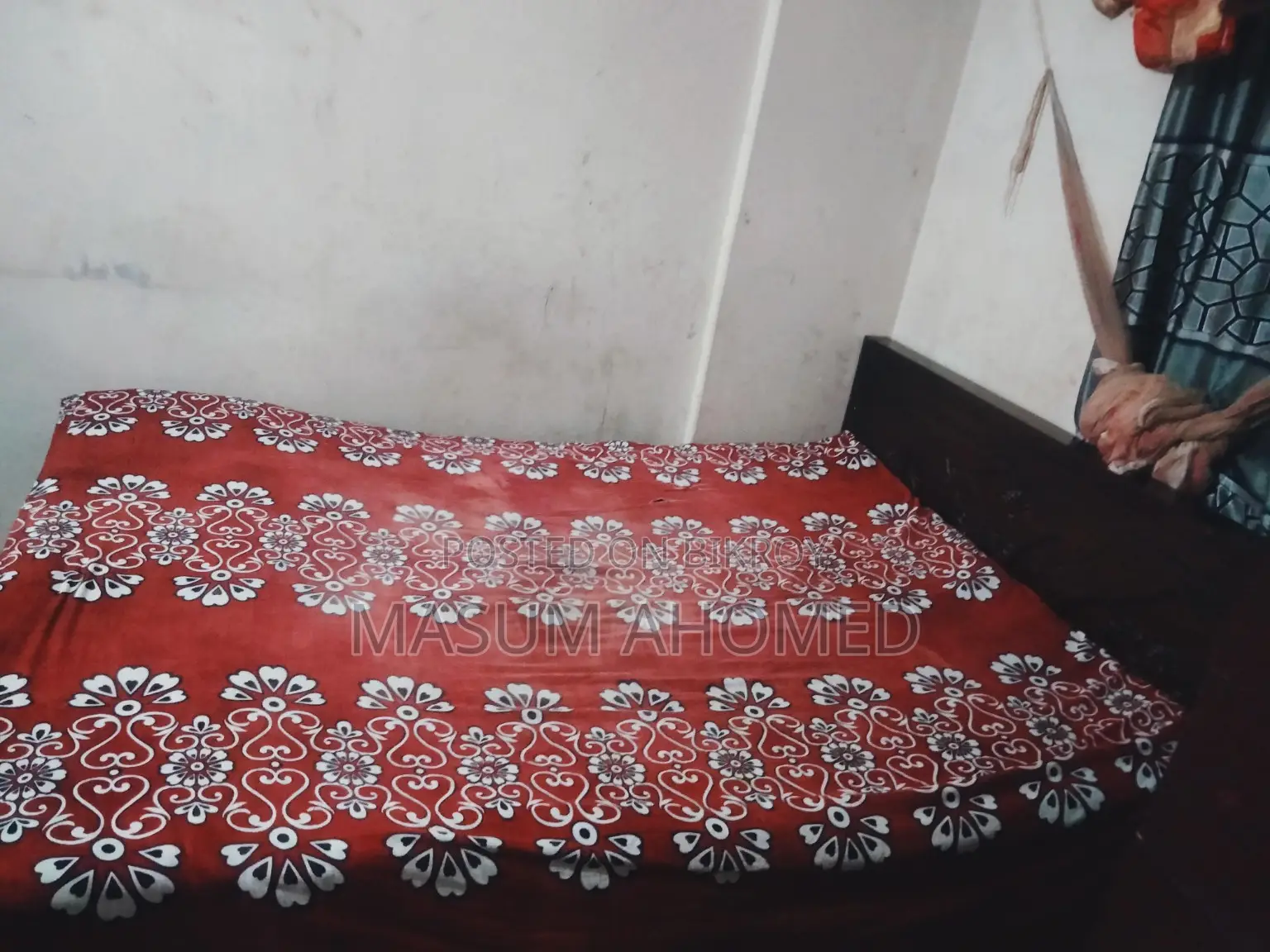 মালোশিয়ান উড খাট এর খাঠ