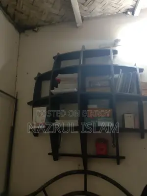 বুক শেল্ফ বিক্রি করা হবে।