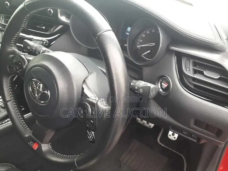 Toyota C-HR hybrid GR Sports 2021