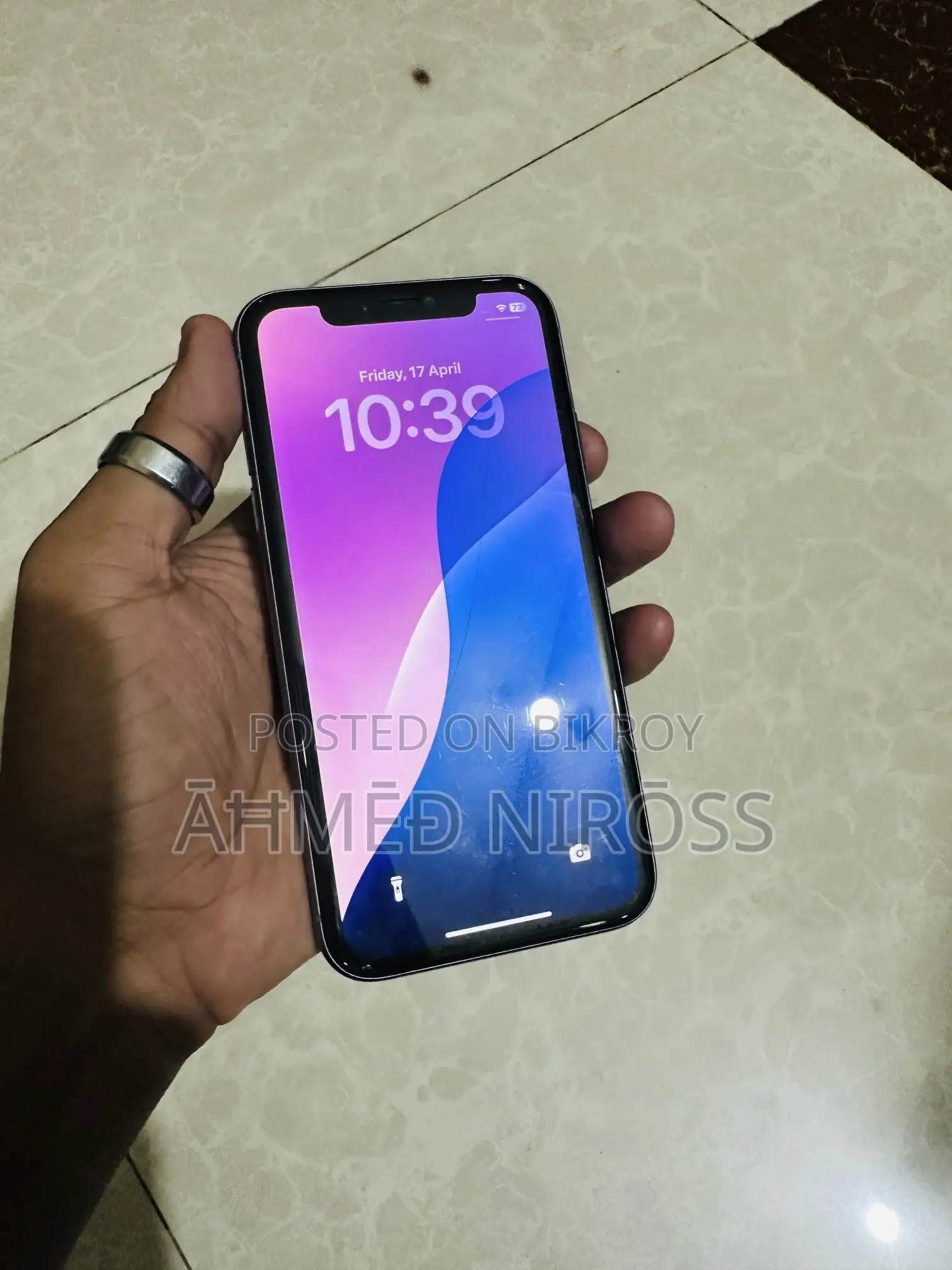 Apple iPhone 11 (Used)