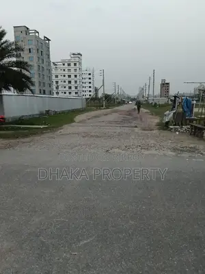 সেক্টর-১৭/কে তে ৬০/৬০ ফুট কর্নার ৩ কাঠা পূর্বমুখী জমি