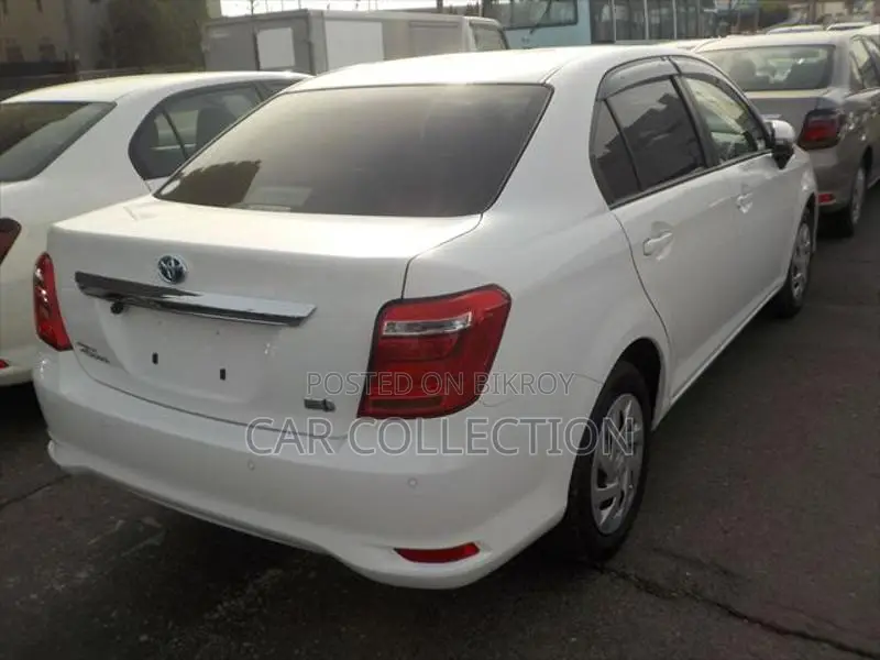 Toyota Axio EX 2021