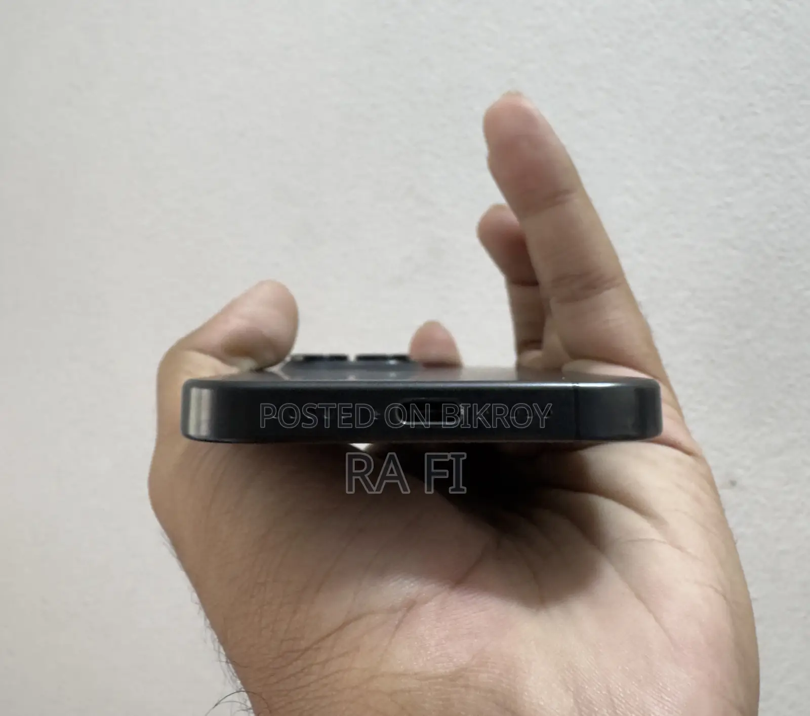 Apple iPhone 15 Pro (Used)