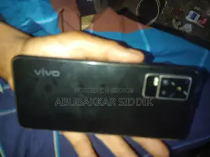 Vivo V21e (Used)