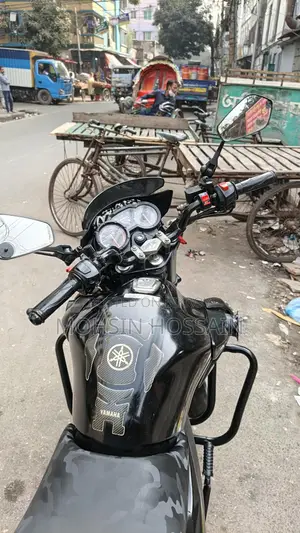 Yamaha SZ RR . 2018