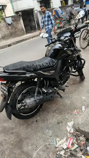 Yamaha SZ RR . 2018